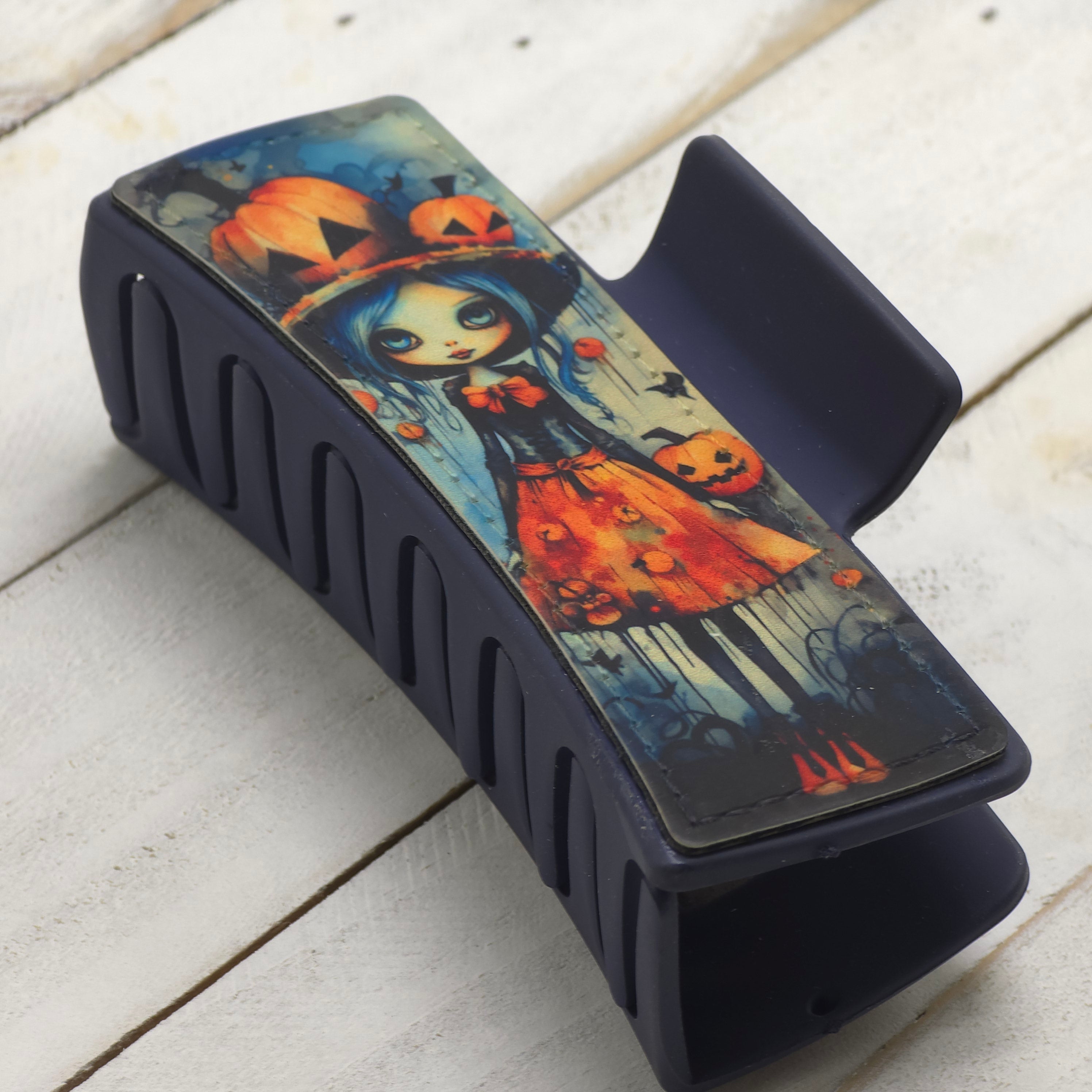 Hair Clip : Pumpkin Witch